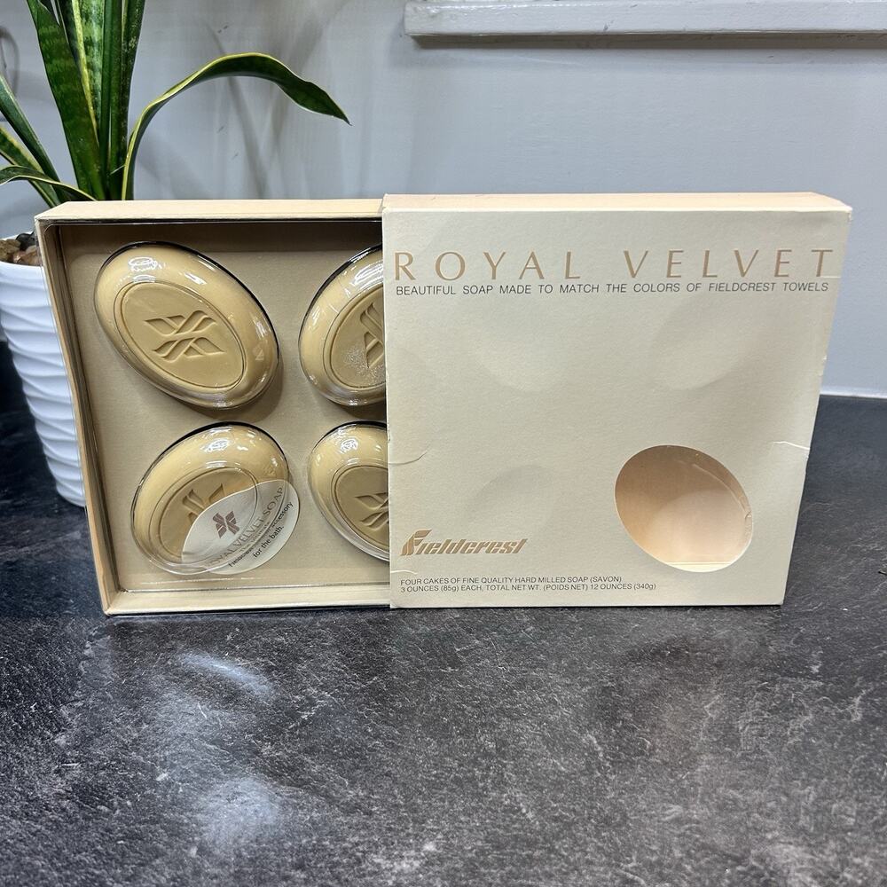 Vintage 4 Pc Royal Velvet Scented Hard Milled Bar Soaps‎ SUEDE 3 oz Each